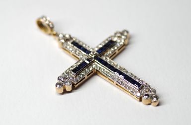 Kolekce EXTRAVAGANT - přívěsek kříž CABRHA diamonds FAITH